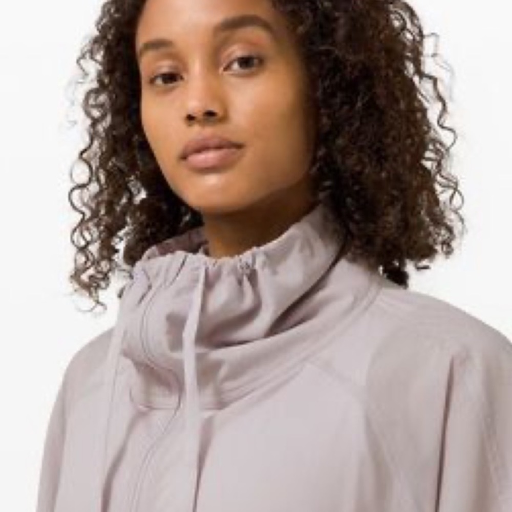New Lululemon New Rituals - Picture 3 of 9